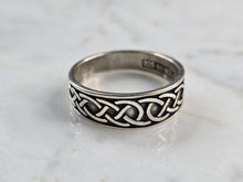 Load image into Gallery viewer, Mens Vintage Estate Sterling Silver WJ Celtic Eternity Knot Ring 4.3g E3755