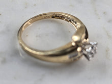Load image into Gallery viewer, Womens Vintage Estate 10K Yellow Gold Ring Diamond Ring, 3.0g E3771