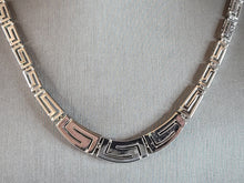 Load image into Gallery viewer, Womens Vintage Estate Sterling Silver Modernist Greek Key Necklace 28.5g E3774