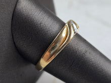 Load image into Gallery viewer, Mens Vintage Estate 10k Yellow Gold Diamond Ring 2.5g #E3777