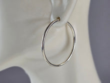 Load image into Gallery viewer, Womens Vintage Estate Sterling Silver Hoop Earrings 2.8g #E3803