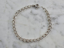 Load image into Gallery viewer, Womens Vintage Estate Sterling Silver Chain Link Charm Bracelet, 4.9g #E3816