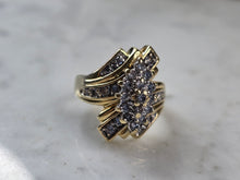 Load image into Gallery viewer, Womens Vintage Estate 14K Yellow Gold Diamond Ring 8.9g E3955