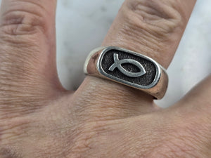 Mens Vintage Estate Sterling Silver Christian Jesus Fish Ring 8.2g E3962