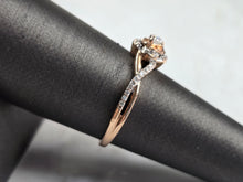 Load image into Gallery viewer, Womens Vintage Estate 10K Rose Gold Diamond Ring 2.5g E3972