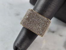 Load image into Gallery viewer, Womens Vintage Estate 10K Yellow Gold Diamond Ring 6.8g E3981