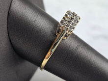 Load image into Gallery viewer, Womens Vintage Estate 14K Yellow Gold Diamond Cluster Ring 3.3g E3984