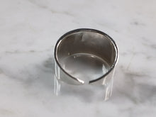 Load image into Gallery viewer, Womens Sterling Silver Judaica Jewish Hebrew Ring 4.8g E3992