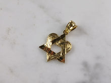 Load image into Gallery viewer, Sterling Silver GT Jewish Judaica Star David Heart Pendant Necklace 2.4g E3995