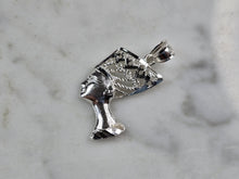 Load image into Gallery viewer, Womens Sterling Silver Queen Nefertiti Pendant Necklace 3.0g E4001