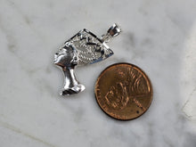 Load image into Gallery viewer, Womens Sterling Silver Queen Nefertiti Pendant Necklace 3.0g E4001