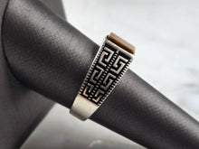 Load image into Gallery viewer, Mens Sterling Silver Modernist Tigers Eye Ring 6.0g E4006
