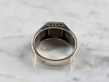Load image into Gallery viewer, Mens Sterling Silver Modernist Tigers Eye Ring 6.0g E4006