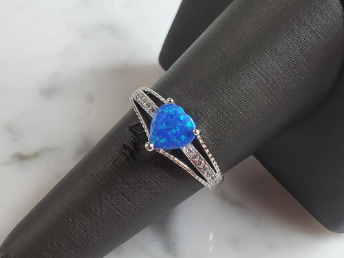 Womens Estate Sterling Silver Modernist Blue Opal Heart Ring 1.9g E4007