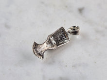 Load image into Gallery viewer, Womens Sterling Silver Queen Nefertiti Pendant Necklace 3.1g E4012
