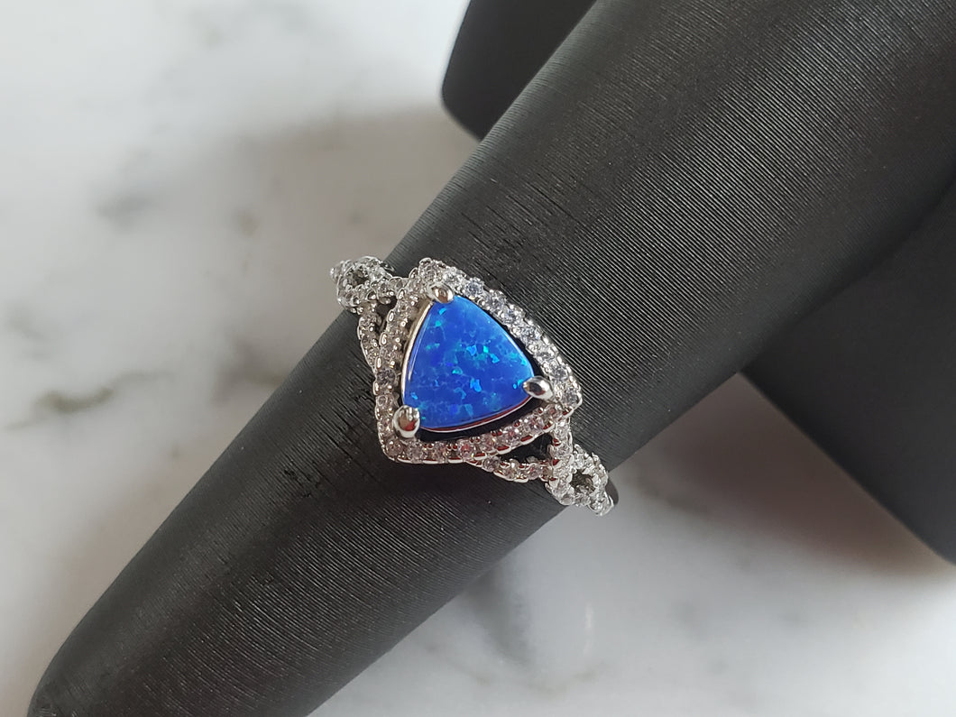 Womens Estate Sterling Silver Modernist Blue Opal Ring 2.9g E4022