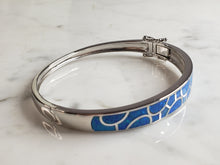 Load image into Gallery viewer, Womens Estate Sterling Silver Modernist Blue Opal Bangle Bracelet 19.1g E4028