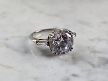 Load image into Gallery viewer, Womens Vintage Estate Sterling Silver CZ Engagement Ring 4.9g E4030