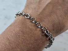Load image into Gallery viewer, Womens Vintage Estate Sterling Silver Chain Link Charm Bracelet, 6.8g #E4081