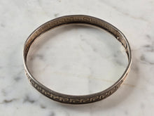 Load image into Gallery viewer, Womens Vintage Estate Sterling Silver Greek Key  Bangle Bracelet, 7.1g E4091