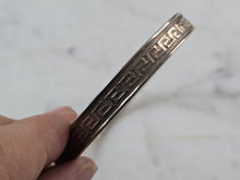 Load image into Gallery viewer, Womens Vintage Estate Sterling Silver Greek Key  Bangle Bracelet, 7.1g E4091