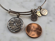 Load image into Gallery viewer, Womens Vintage Estate Alex &amp; Ani "Mom" Charm Bracelet  E4095