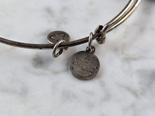 Load image into Gallery viewer, Womens Vintage Estate Alex &amp; Ani "Mom" Charm Bracelet  E4095