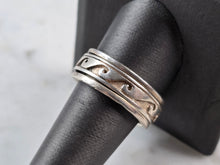 Load image into Gallery viewer, Mens Vintage Estate Sterling Silver Tsunami Wave Spinning Fidget Ring 9.9g E4102