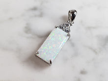 Load image into Gallery viewer, Womens Vintage Estate Sterling Silver Opal Stone Pendant 2.0g E4105