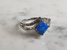 Load image into Gallery viewer, Womens Sterling Silver Modernist Blue Opal Ring 3.6g E4116