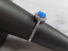 Load image into Gallery viewer, Womens Sterling Silver Modernist Blue Opal Ring 2.2g E4119