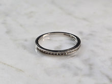 Load image into Gallery viewer, Womens Vintage Estate Sterling Silver CZ Ring 1.4g E4136
