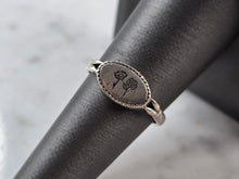 Load image into Gallery viewer, Womens Vintage Estate Sterling Silver Modernist Floral Ring 3.0 E4138