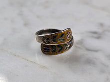 Load image into Gallery viewer, Womens Vintage Estate Sterling Silver Floral Enamel Siam Ring 2.3g E4143