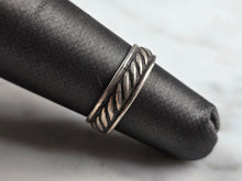 Load image into Gallery viewer, Womens Vintage Estate Sterling Silver Modernist Toe Ring 1.7g, E4146