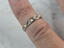 Load image into Gallery viewer, Womens Girls Vintage Estate Sterling Silver Modernist Ring 2.0g E4158