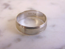 Load image into Gallery viewer, Mens Estate 10K White Gold Frederick Goldman Wedding Band Ring 2.7g E4163
