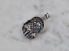 Load image into Gallery viewer, Womens Vintage Estate Sterling Silver CZ Jesus Pendant 1.6g E4171