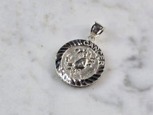 Load image into Gallery viewer, Womens Vintage Estate Sterling Silver Zodiac Cancer Crab Pendant 4.4g E4176