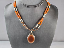 Load image into Gallery viewer, Womens Vintage Sterling Silver Carnelian Pendant Beaded Necklace 34.0g E4180