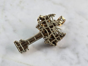 Mens Vintage Estate 10K Gold Diamond Lion Head Key Pendant 9.8g E4204