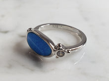 Load image into Gallery viewer, Womens Sterling Silver Modernist Blue Opal Ring 3.3g E4207
