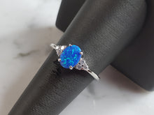 Load image into Gallery viewer, Womens Sterling Silver Modernist Blue Opal Ring 2.2g E4209