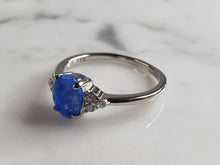 Load image into Gallery viewer, Womens Sterling Silver Modernist Blue Opal Ring 2.2g E4209