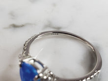 Load image into Gallery viewer, Womens Estate Sterling Silver Modernist Blue Opal Ring 2.0g E4214
