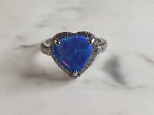 Load image into Gallery viewer, Womens Estate Sterling Silver Modernist Blue Opal Heart Ring 3.2g E4218