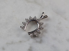 Load image into Gallery viewer, Womens Vintage Estate 14K White Gold Diamond Lucky Horseshoe Pendant 2.0g E4225