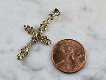 Load image into Gallery viewer, Womens 10k Yellow Gold Religious Crucifix Cross Heart Pendant 1.7g #E4254