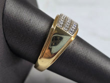 Load image into Gallery viewer, Mens Vintage Estate 14K Yellow Gold Diamond Ring 6.8g E4266