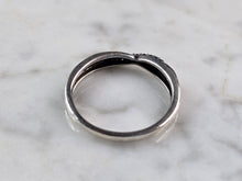 Load image into Gallery viewer, Womens Vintage Estate Sterling Silver Modernist Diamond Ring 1.7g #E4274